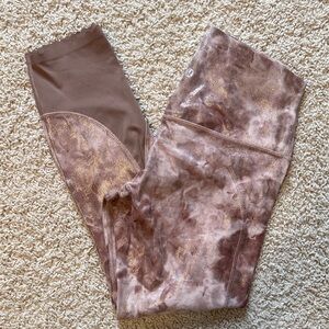 Lululemon Align Scallop Shine leggings, bronze wash / metallic rose finish